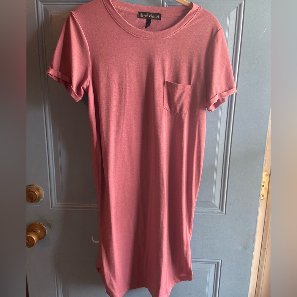 T-shirt dress